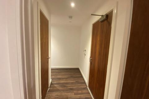 1 bedroom flat for sale, Flat 519 Churchill Place, Churchill Way, Basingstoke, Hampshire, RG21 7AA