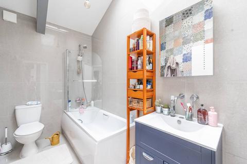 undefined, Nicola Close, Harrow, HA3