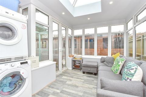 2 bedroom detached bungalow for sale, Poplar Grove, Hayling Island PO11