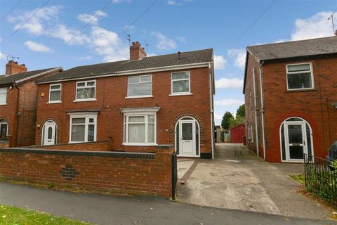 3 bedroom semi-detached house to rent, Buckingham Avenue, Scunthorpe