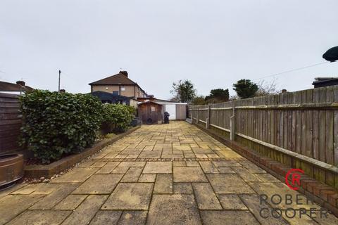 16 Royal Crescent, Ruislip, HA4 0PW