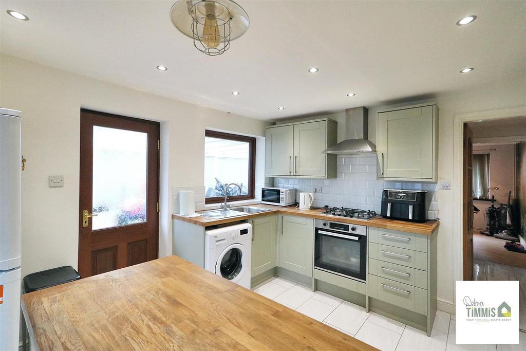 Breakfast Kitchen