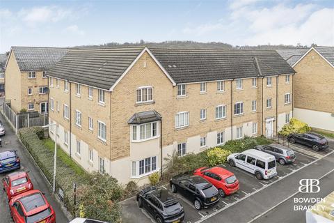 1 bedroom apartment for sale, Genas Close, Hainault