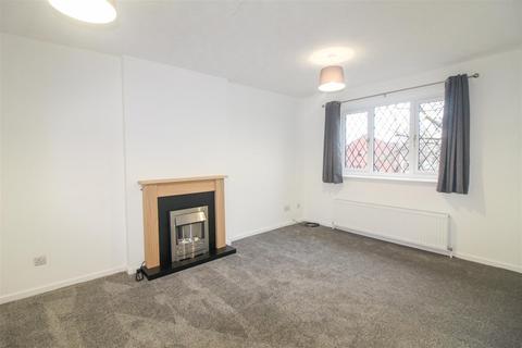 2 bedroom flat to rent, Skelldale Close, Ripon