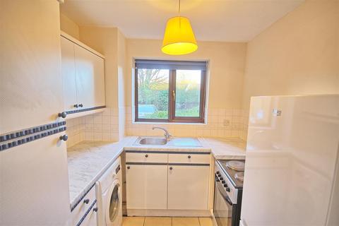 1 bedroom apartment for sale, Lygean Avenue, Ware SG12