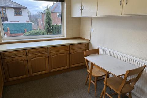 2 bedroom detached bungalow for sale, Pumphouse Lane, Mirfield WF14