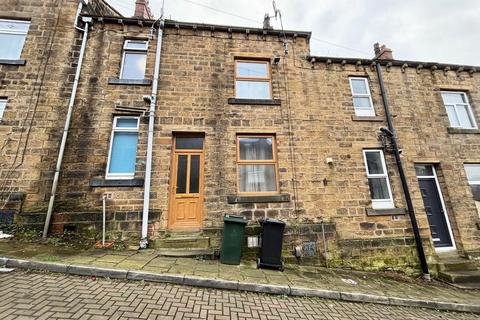 2 bedroom terraced house to rent, Ash Grove, Keighley, West Yorkshire, BD21