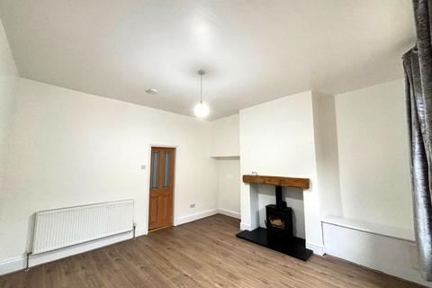 2 bedroom terraced house to rent, Ash Grove, Keighley, West Yorkshire, BD21