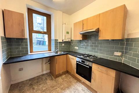 2 bedroom terraced house to rent, Ash Grove, Keighley, West Yorkshire, BD21