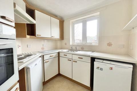 1 bedroom flat for sale, Cowick Street, St.Thomas, EX4