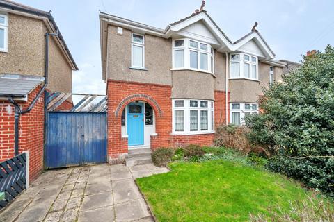 3 bedroom semi-detached house for sale, Kennedy Road, Hampshire SO16