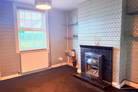 2 bedroom house to rent, Martindale Road, Hounslow