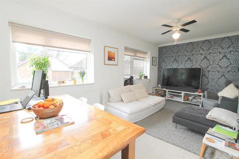 2 bedroom apartment for sale, Oakhill Road, Sutton SM1