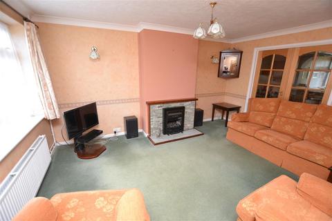 3 bedroom semi-detached house for sale, Canuden Road, Chelmsford