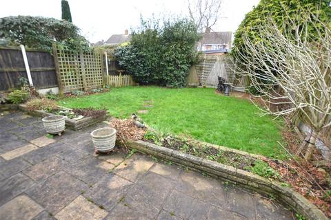 3 bedroom semi-detached house for sale, Canuden Road, Chelmsford