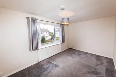 2 bedroom flat to rent, Wikeley Way, Brimington, S43