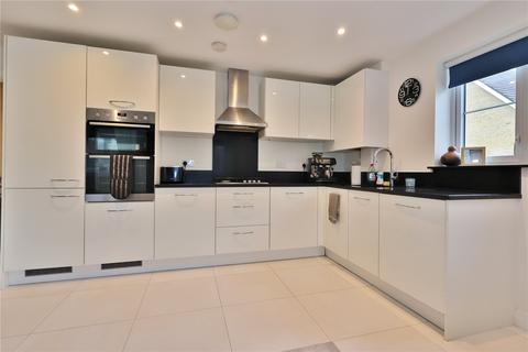 2 bedroom apartment for sale, Hereford Close, Knaphill, Woking, Surrey, GU21