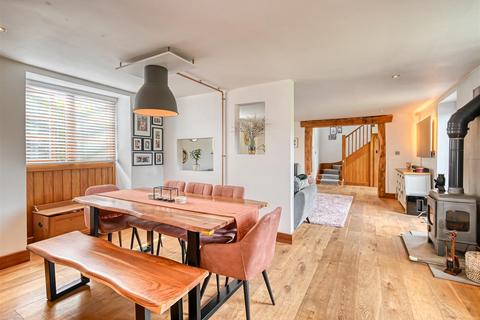 3, Beamish Farm Beamish Lane, Albrighton, Wolverhampton, WV7 3AG