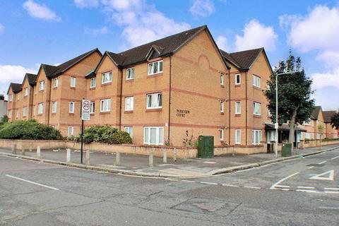 1 bedroom flat for sale, Parkview Court, 54 Brancaster Road, IG2 7EQ