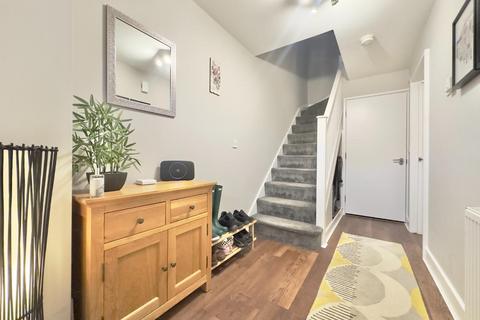 142 Barnsbridge Grove, Barnsley, S70 3RW