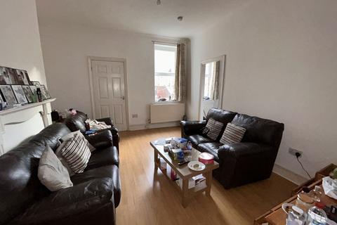 2 bedroom ground floor flat for sale, Whitehall Road, Gateshead, Tyne and Wear, NE8 4PT