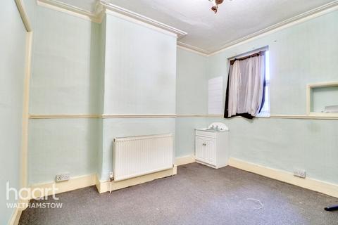 7 Boundary Road, London, E17 8NL