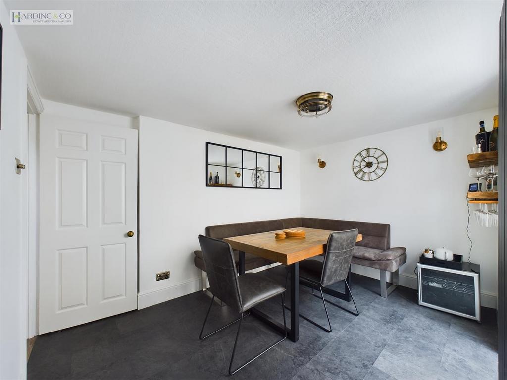 Dining Room .2.jpg