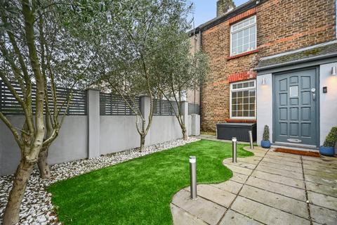 3 bedroom terraced house for sale, Northolt, UB5