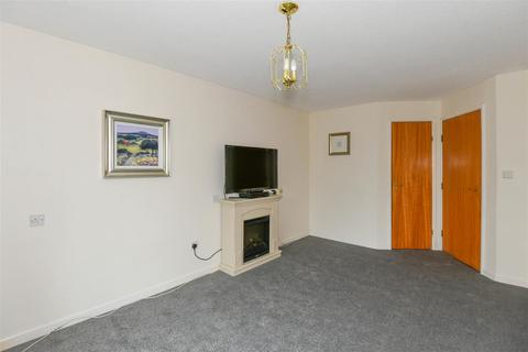 1 bedroom retirement property for sale, Raleigh Court, Trowbridge