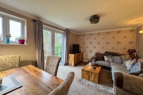 8 Green Meadows, Eythorne, Dover, CT15 4GP