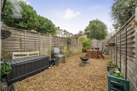 39b Woodland Road, London, SE19 1NU