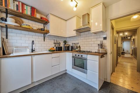 39b Woodland Road, London, SE19 1NU