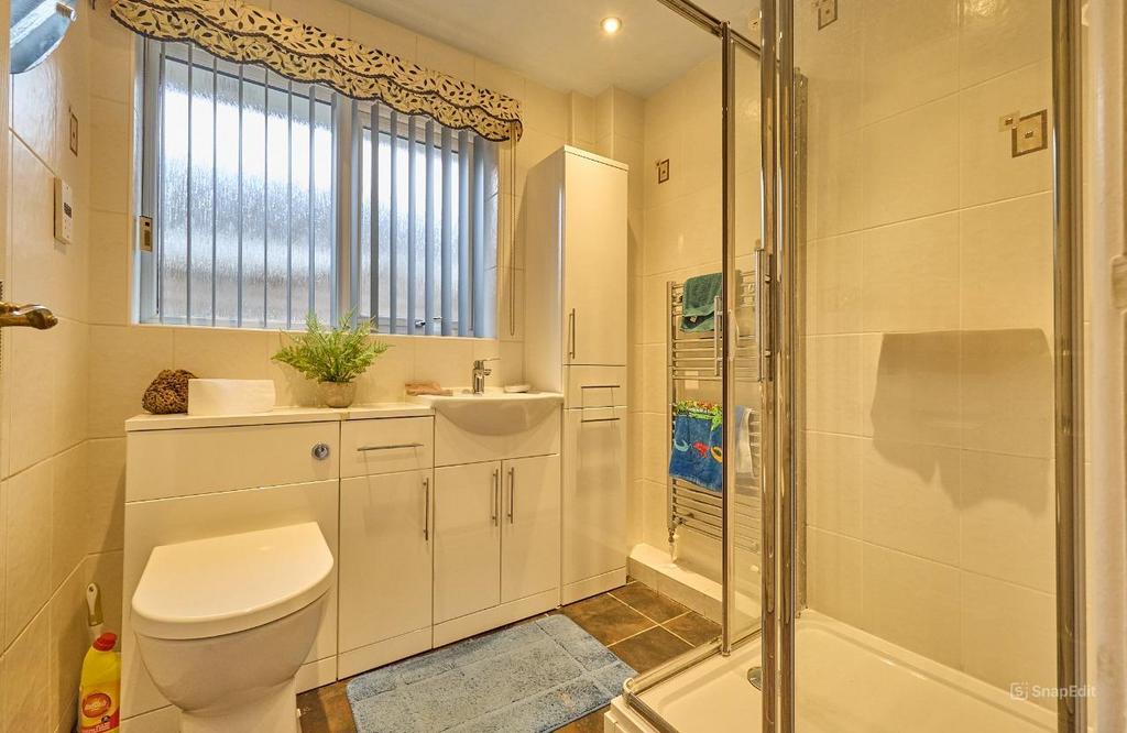 Bathroom .jpg