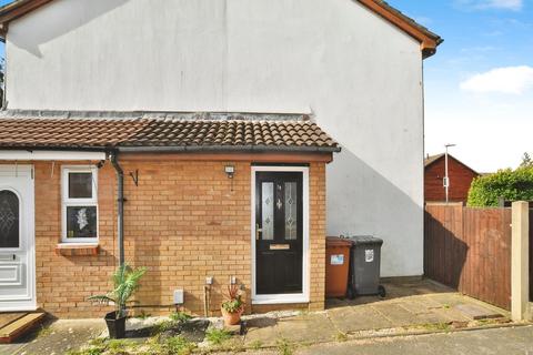 1 bedroom end of terrace house for sale, Swift Close, Letchworth