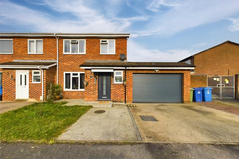 3 bedroom end of terrace house for sale, Durham Road, Owlsmoor, Sandhurst, Berkshire, GU47