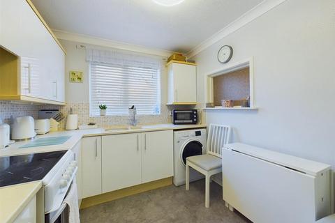 2 bedroom retirement property for sale, Burlington Gardens, Bridlington