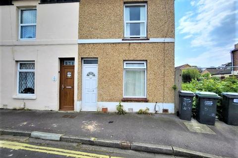 2 bedroom end of terrace house for sale, Leesland Road, Hampshire PO12