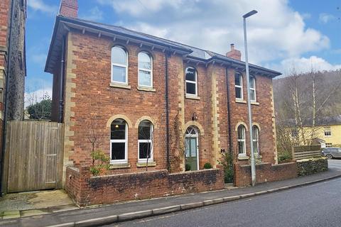 25 Station Road, Knighton, LD7 1DT