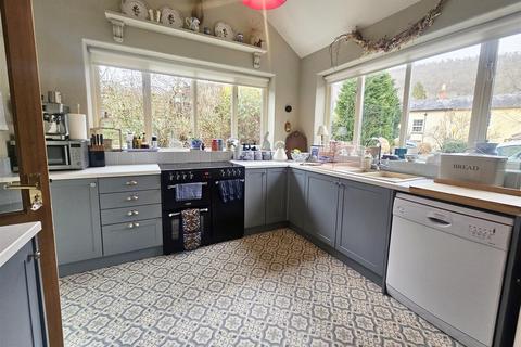 25 Station Road, Knighton, LD7 1DT