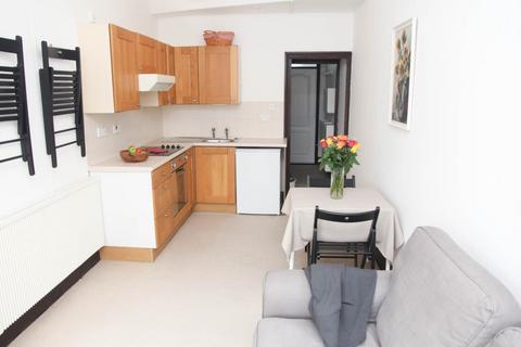 1 bedroom flat to rent, Foundry Square, Hayle, TR27