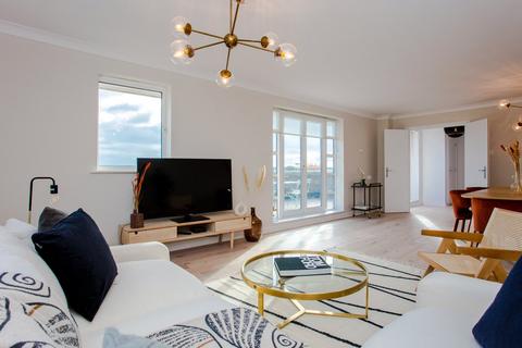 2 bedroom apartment for sale, Sparkford Gardens, London, N11