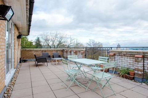 2 bedroom apartment for sale, Sparkford Gardens, London, N11