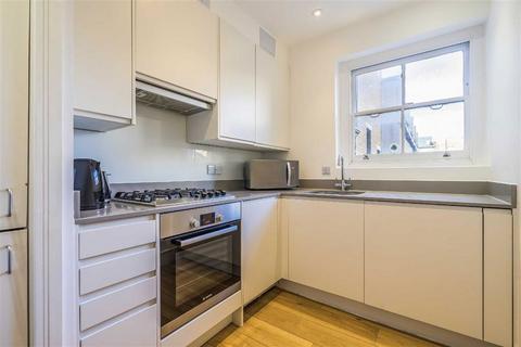 2 bedroom flat to rent, Whitfield Street, London W1T