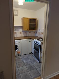 2 bedroom flat to rent, Pascall Court, St. Peters Street, Cardiff, CF24 3DH