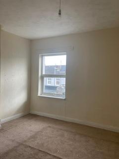 2 bedroom end of terrace house to rent, Newfield Street, Stoke-On-Trent