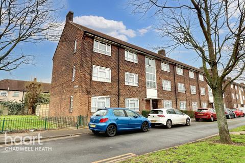 1 bedroom apartment for sale, Whalebone Lane South, Dagenham