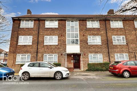 1 bedroom apartment for sale, Whalebone Lane South, Dagenham