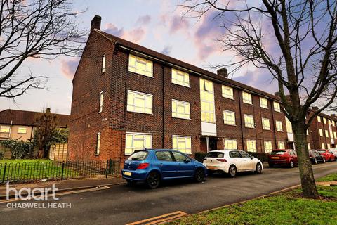 1 bedroom apartment for sale, Whalebone Lane South, Dagenham