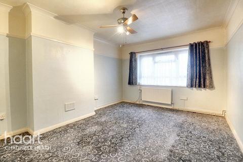 1 bedroom apartment for sale, Whalebone Lane South, Dagenham