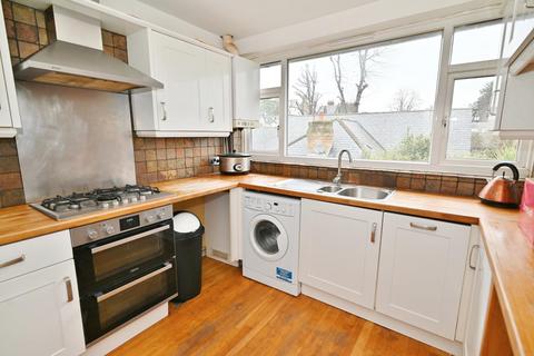 2 bedroom maisonette for sale, Belvedere Close, Teddington TW11